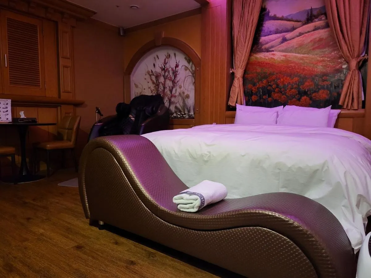 Doksan 3S Hotel سيول 2*,