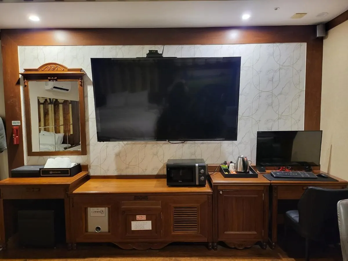 Doksan 3S Hotel سيول